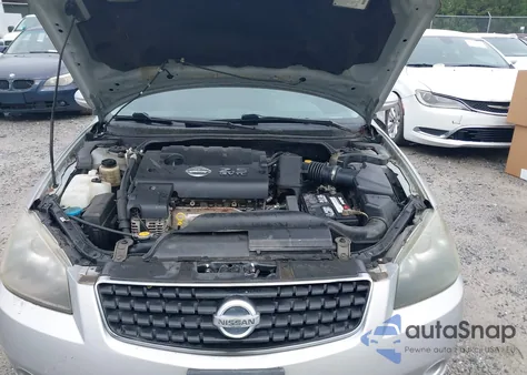 2005 Nissan Altima 2.5 S from USA, damaged, VIN 1N4AL11D65N412748